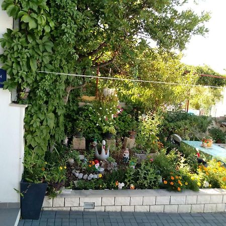 Apartments Centar - Mirjana マカルスカ エクステリア 写真
