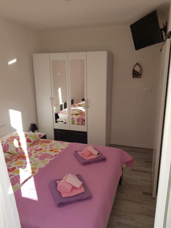 Apartments Centar - Mirjana マカルスカ エクステリア 写真