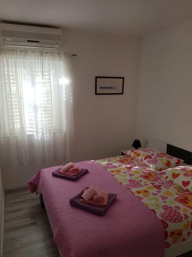 Apartments Centar - Mirjana マカルスカ エクステリア 写真