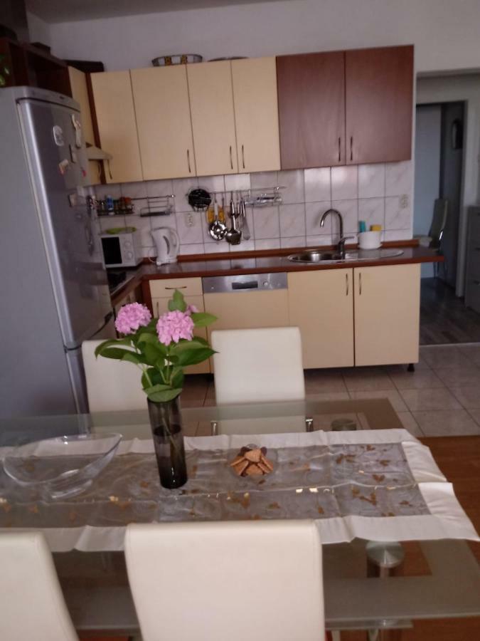 Apartments Centar - Mirjana マカルスカ エクステリア 写真